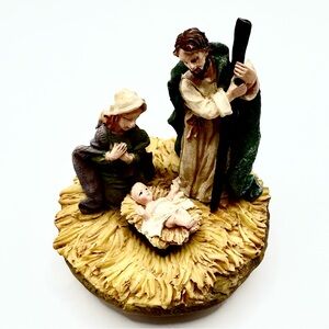 Small Nativity Scene Candle Topper Holy Family, Jesus, Mary & Joseph in Manger